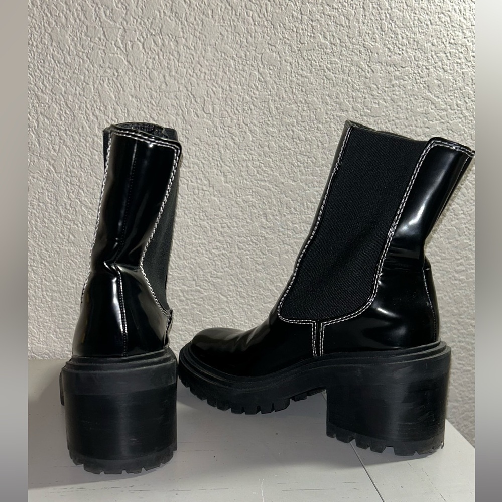 Chunky Chelsea Boot - Picture 3 of 4